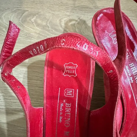 BBRUNO MAGLI Red VTG Pumps SZ 9 AA Cap Toe Slingback Heels Suede Snake Embossed