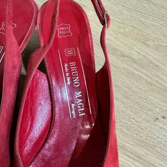 BBRUNO MAGLI Red VTG Pumps SZ 9 AA Cap Toe Slingback Heels Suede Snake Embossed