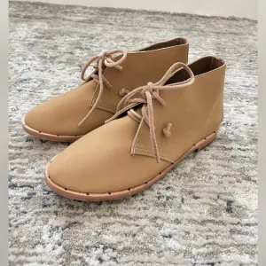 BEEK Bunting Chukka Boots Womens Size 7.5 Lace up Leather Suede