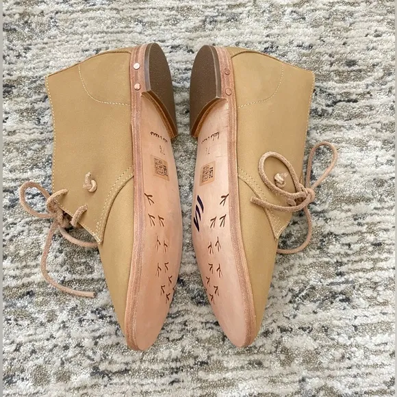 BEEK Bunting Chukka Boots Womens Size 7.5 Lace up Leather Suede