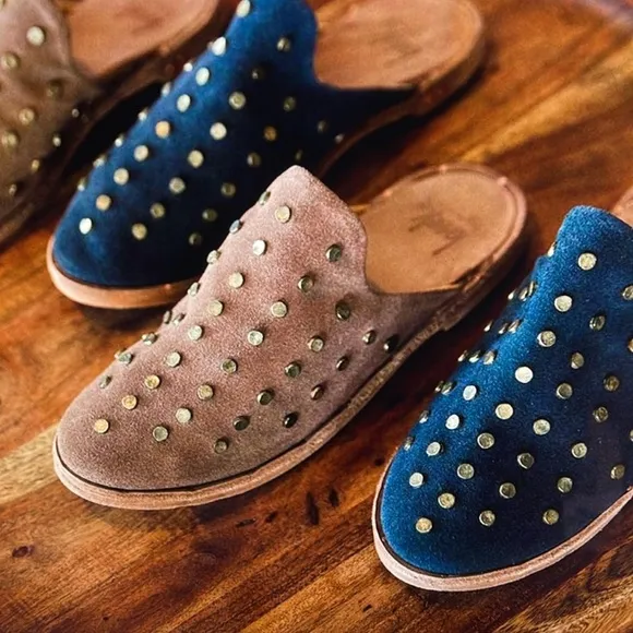 BEEK Siskin Studded Charcoal Slip-On Mules size 7 $320 - read below