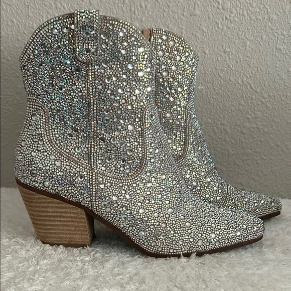 Betsey Johnson Women’s Size 6.5 Emory Sparkling Rhinestone Western Boots Bridal