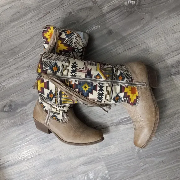 Big Buddha  Tribal Print  Tassel Caboy Boots Multi / Black Sz 9