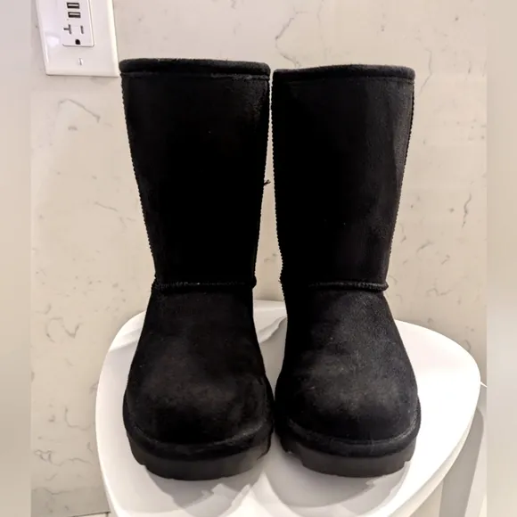 Black Bearpaw Elle Snow Boots 7