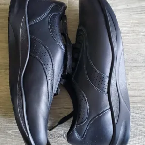 Black Free Rein Non Slip Lace Up Low-Top Sneakers FREE s&amp;h