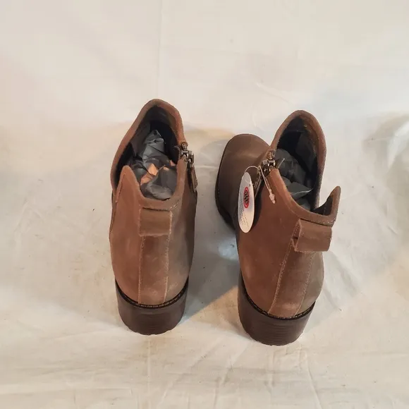 Blondo Women's Size 9.5 Sawyer Waterproof Bootie Brown Suede New