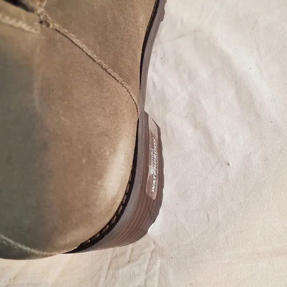 Blondo Women's Size 9.5 Sawyer Waterproof Bootie Brown Suede New