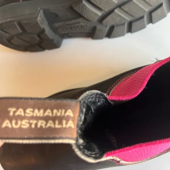 Blundstone  Black and Pink Boots women’s size 10
