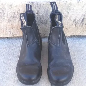Blundstone Black Leather Boots Size 6.5 women