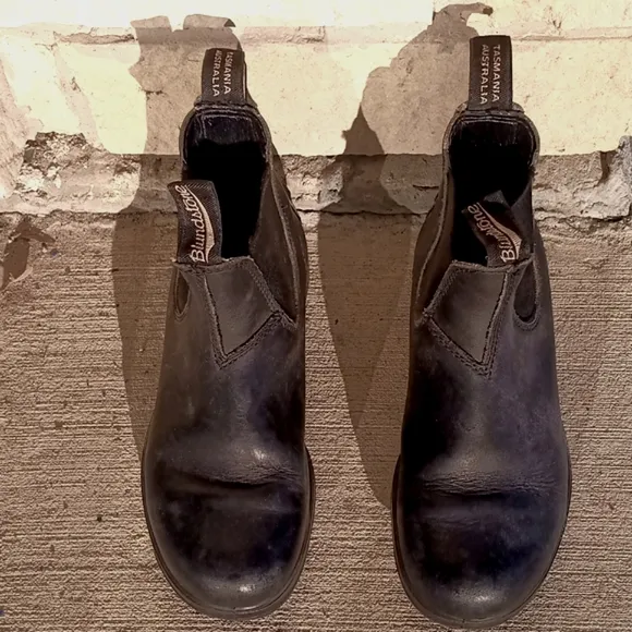 Blundstone Black Leather Boots Size 6.5 women
