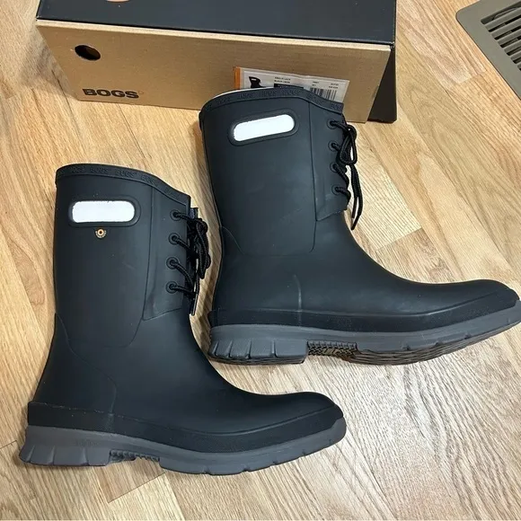 BOGS Amelia Lace Boots NEW Sz 9 Women’s Winter Snow Rain Waterproof Lace Up