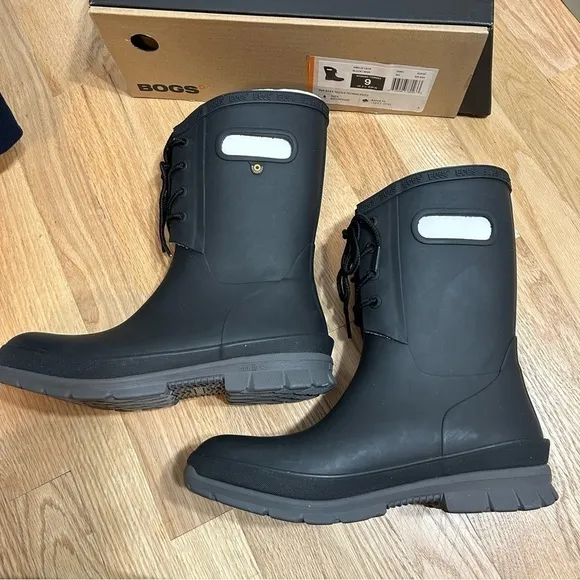 BOGS Amelia Lace Boots NEW Sz 9 Women’s Winter Snow Rain Waterproof Lace Up