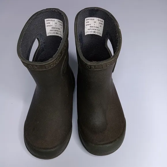 Bogs Green Rain &amp; Snow Boots with Durable Rubber Sole