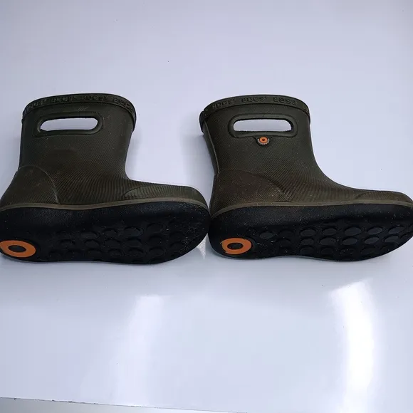 Bogs Green Rain &amp; Snow Boots with Durable Rubber Sole