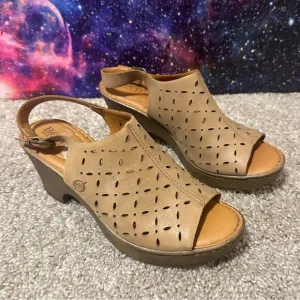 Born Diamond Leather Slingback Wood Clogs Open Toe Sandals Womens Shoes sz 8