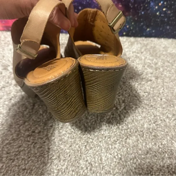 Born Diamond Leather Slingback Wood Clogs Open Toe Sandals Womens Shoes sz 8