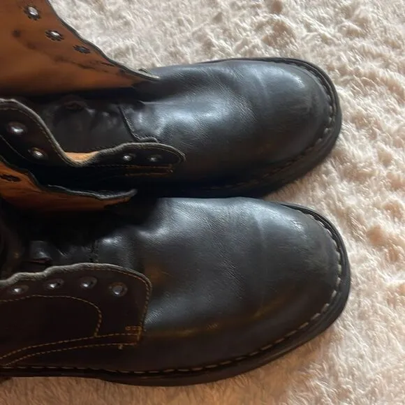 Born leather boots men’s size 11 1/2
