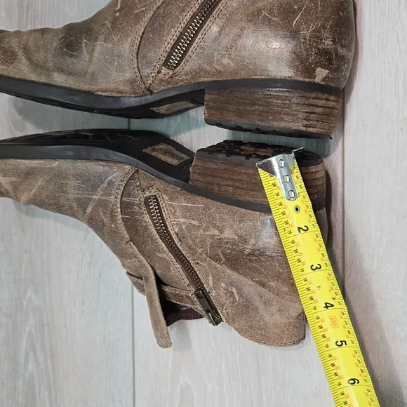 Born Women Jem Ankle Distressed Leather Heels Boots shoes sz 11M