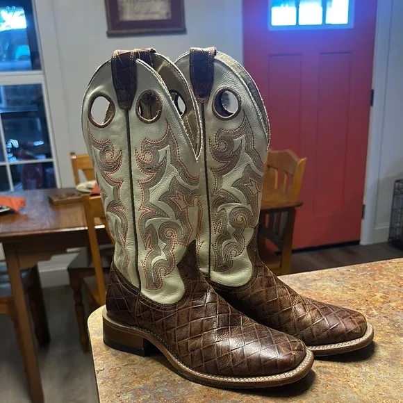 Boulet women’s boots