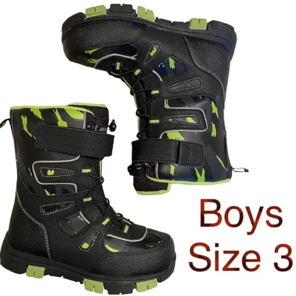 Boys Snow Boots Quest Menace Boys Snow Boot Black Green