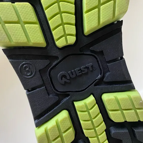 Boys Snow Boots Quest Menace Boys Snow Boot Black Green