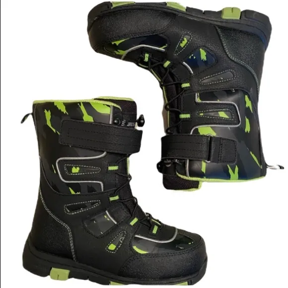Boys Snow Boots Quest Menace Boys Snow Boot Black Green