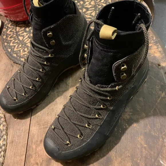 Brand new in box Naglev Combat Boots men’s size 9