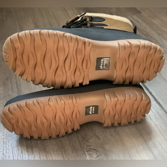 Brand new Storm by Cougar Women Winter Snow Boots.