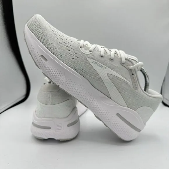 Brooks Ghost Max Size 10.5 D Support Running Shoes White Mens Training Jogging