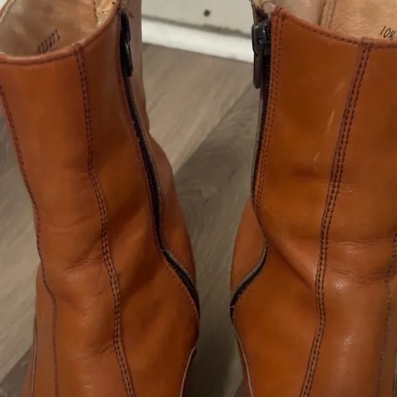 Brown Boots Men’s 10 1/2 D/B