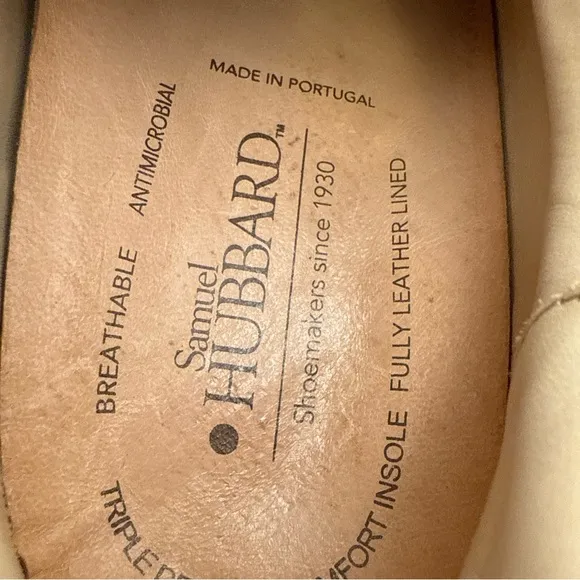 Brown Leather Oxford Shoes with Minimalist Design