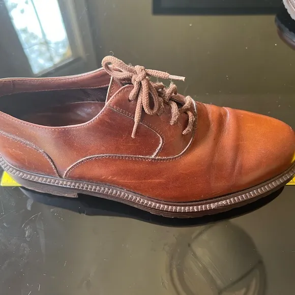 Bruno Magli Raniero Vintage Oxford Dress Shoes Timeless Style rare Waterproof 8M