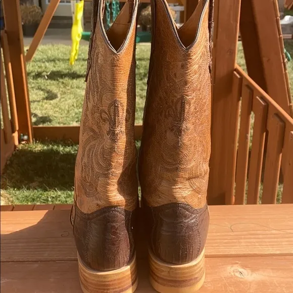 Bundle of Men’s Boots and Belt