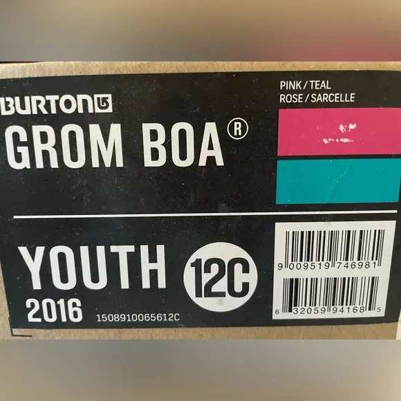 Burton kids snow boots- Brand new.