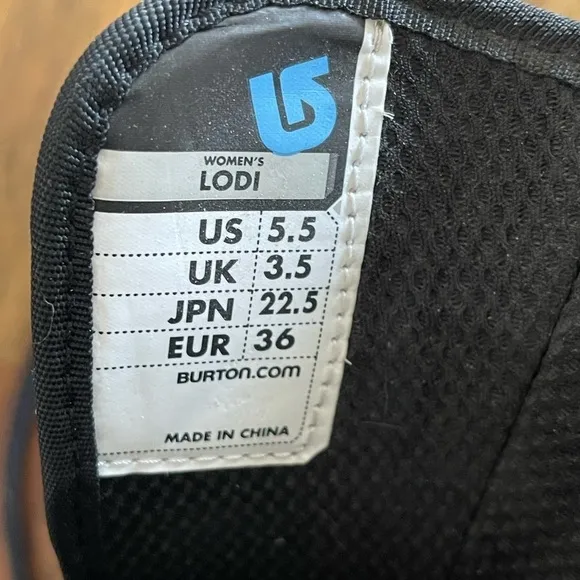 Burton Lodi snowboarding boots polka dot black and white