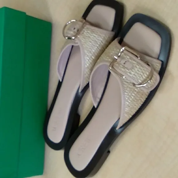 Callie RAFFIA buckle strapsize 10