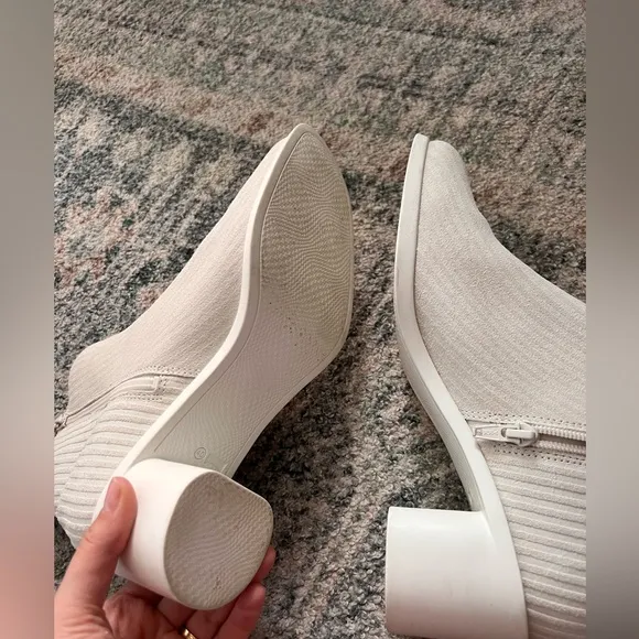 Camper Meda White Ankle Boots for Women