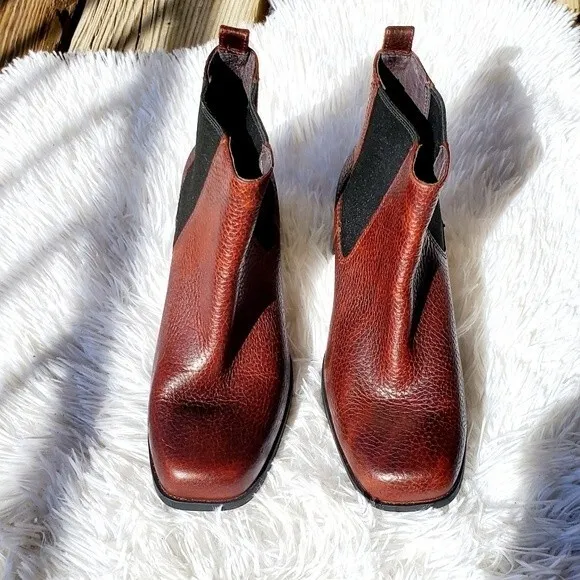 Camper Womens Brown Leather Ankle Chelsea Boots NWOT size 5-5.5
