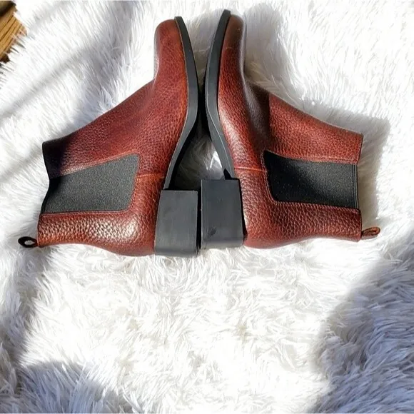 Camper Womens Brown Leather Ankle Chelsea Boots NWOT size 5-5.5