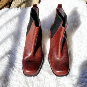 Camper Womens Brown Leather Ankle Chelsea Boots NWOT size 5-5.5