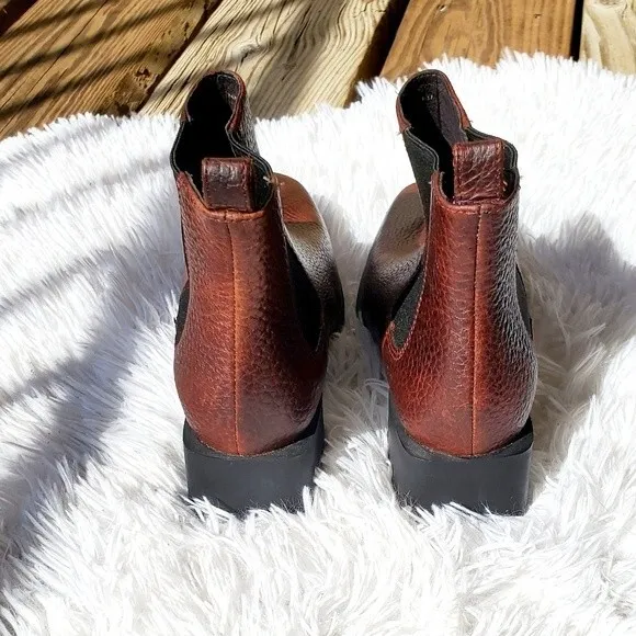 Camper Womens Brown Leather Ankle Chelsea Boots NWOT size 5-5.5