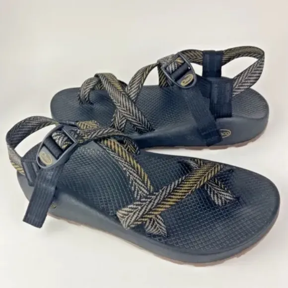 Chaco Sandals Mens 10 Z2 brown black Jacquard hiking shoes JCH108395toe loop
