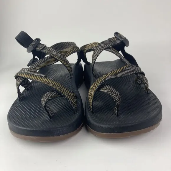 Chaco Sandals Mens 10 Z2 brown black Jacquard hiking shoes JCH108395toe loop