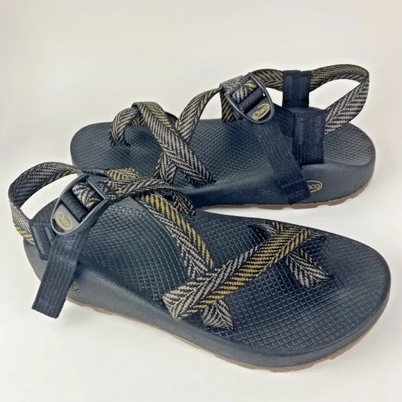 Chaco Sandals Mens 10 Z2 brown black Jacquard hiking shoes JCH108395toe loop