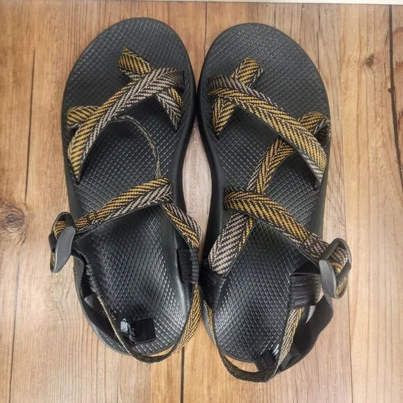 Chaco Z/2 Classic Bracken Bronze Mens Sz 11 M Brown Trail Hiking Strappy Sandals