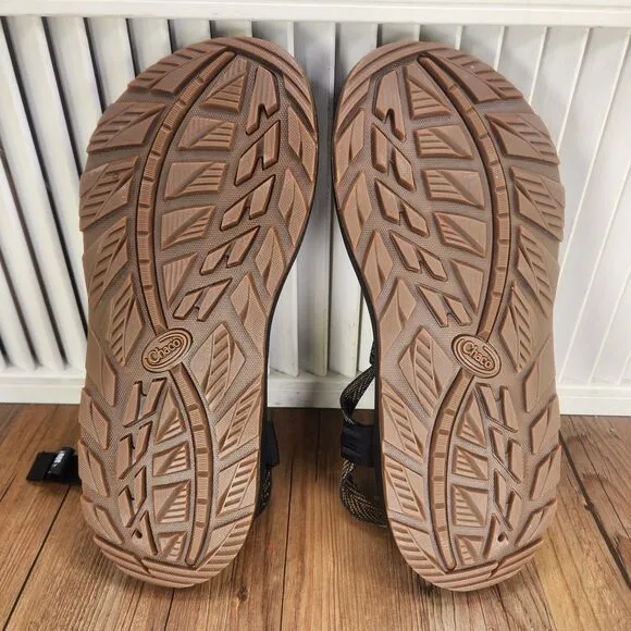 Chaco Z/2 Classic Bracken Bronze Mens Sz 11 M Brown Trail Hiking Strappy Sandals