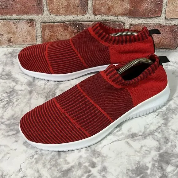 Charleston Shoe Co. ROUX Fashion Sneakers Womens 10 Red Knit Fabric Slip On