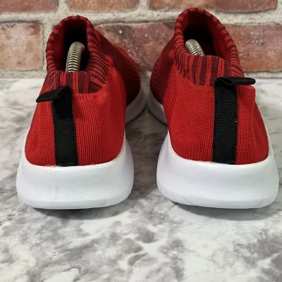 Charleston Shoe Co. ROUX Fashion Sneakers Womens 10 Red Knit Fabric Slip On