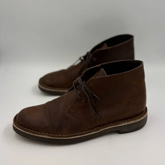Clarks brown chukka boots men’s size 10