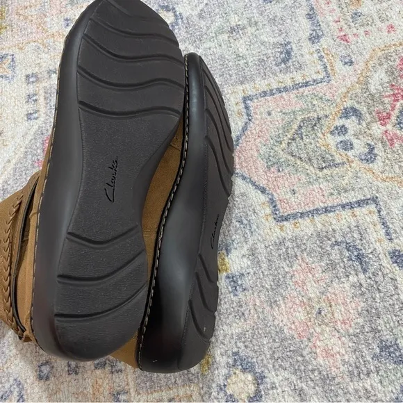 Clarks Collection 9 Womens Suede Side Zip‎ Braided Ankle Boots Booties